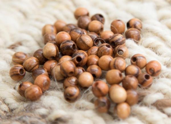 Round beads - M.O.Q. 5000 - Size: 5mm