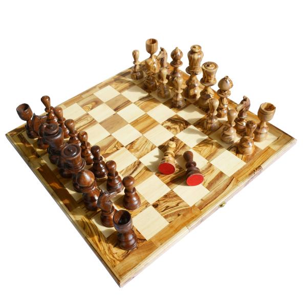 Chess set with chess board