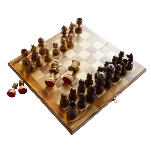Chess set with chess board