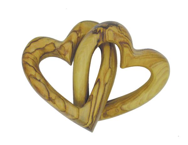 2 hearts in each other’s big